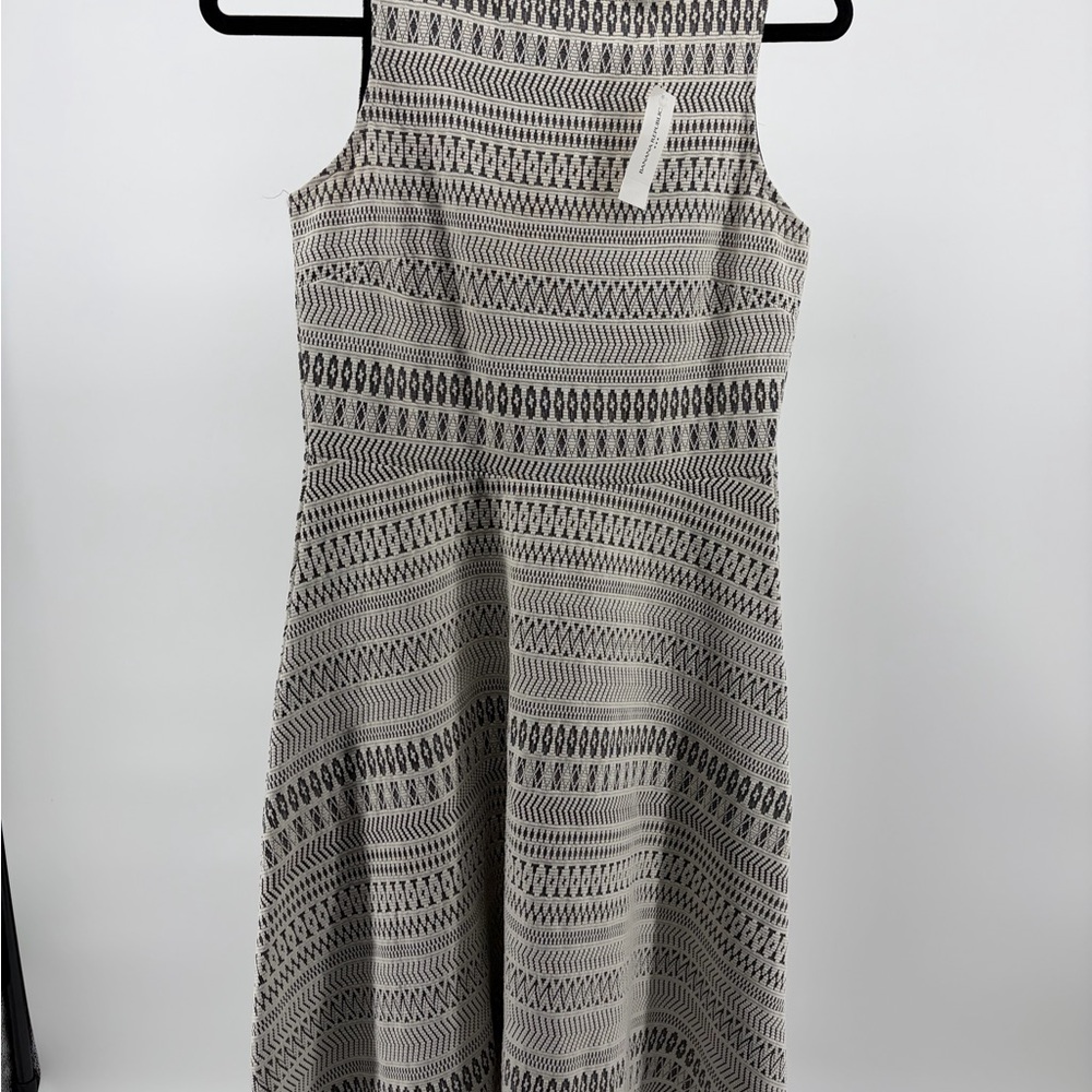 NWT Banana Republic Sleeveless Cream & Gray Colored Textured Print Dress Size 0